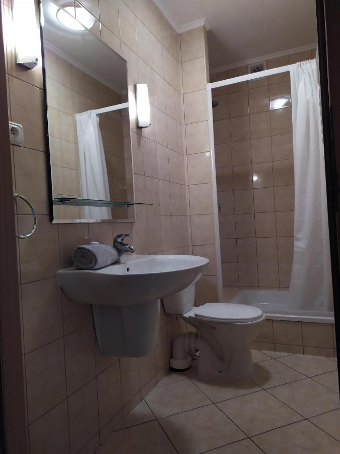 Motel Dom Turysty à Kostrzyn nad Odra Extérieur photo